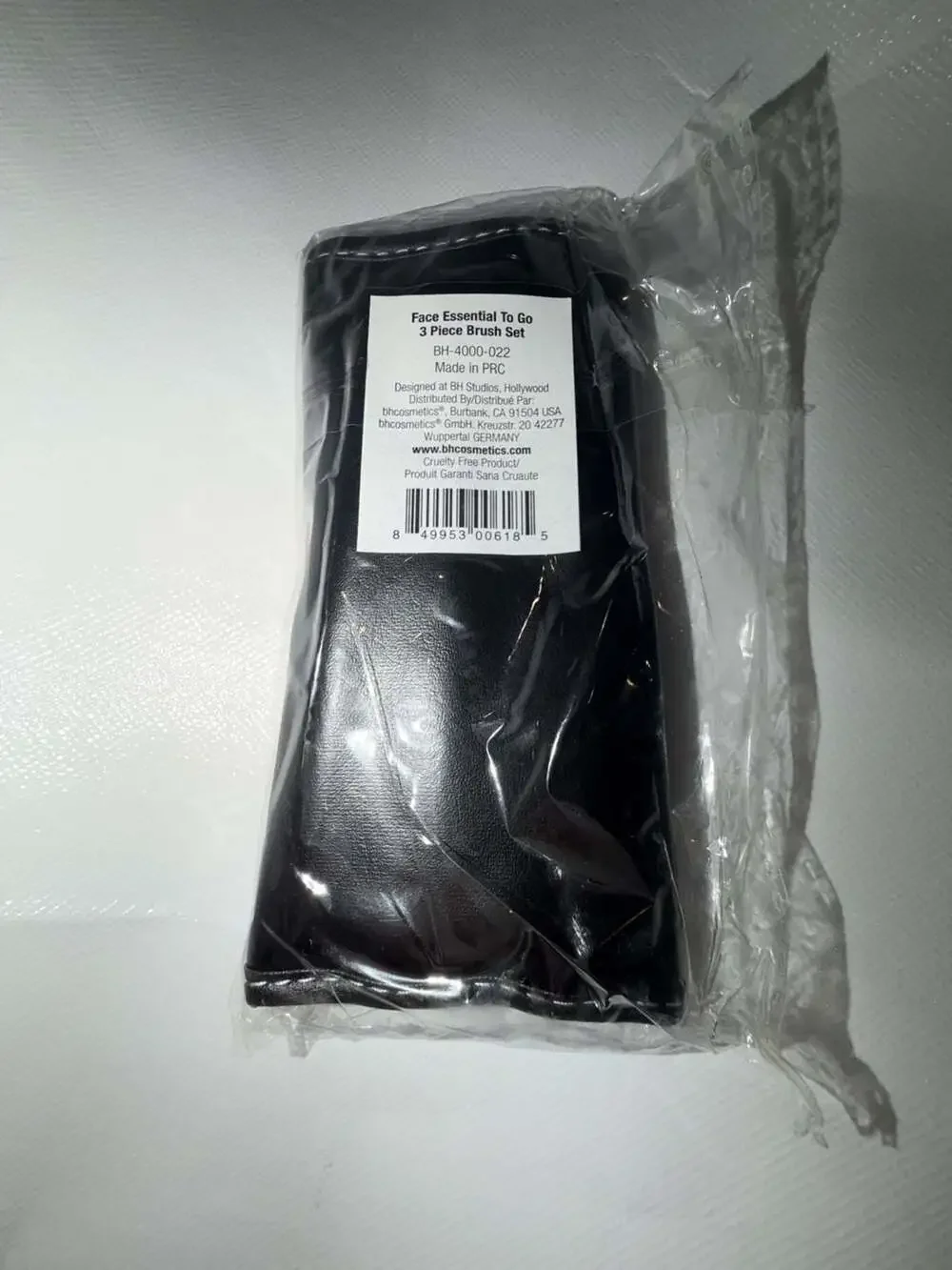 BH Cosmetics Face Essential To Go 3 Piece Brush Set
